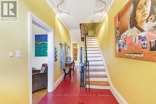 100 Wentworth Street S, Hamilton, ON - Indoor Photo Showing Other Room