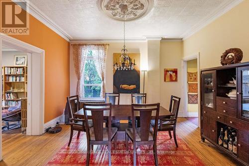 100 Wentworth Street S, Hamilton, ON - Indoor Photo Showing Dining Room