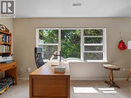 171 17 Street Se Unit# 14, Salmon Arm, BC - Indoor Photo Showing Office