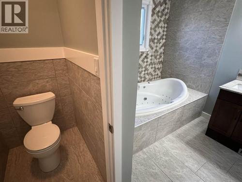 4716 Boundary Road, Fort Nelson, BC - Indoor Photo Showing Bathroom