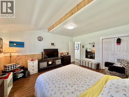 7621 Pettyjohn Road, Deka Lake / Sulphurous / Hathaway Lakes, BC - Indoor Photo Showing Bedroom