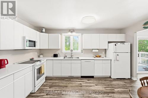 5492 Hwy 620, Wollaston, ON - Indoor Photo Showing Kitchen With Double Sink