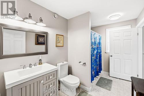 5492 Hwy 620, Wollaston, ON - Indoor Photo Showing Bathroom