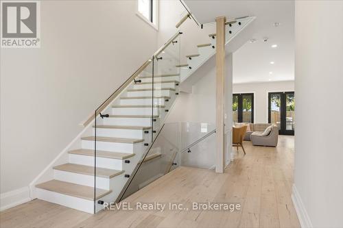 6206 Lucia Drive, Niagara Falls (Stamford), ON - Indoor Photo Showing Other Room
