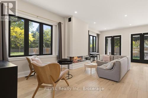 6206 Lucia Drive, Niagara Falls (Stamford), ON - Indoor Photo Showing Other Room