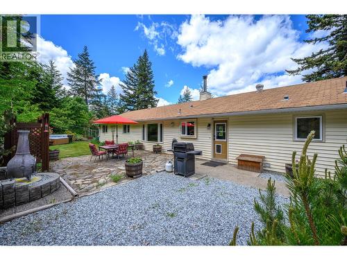 6960 Brewer Road, Coldstream, BC - Outdoor