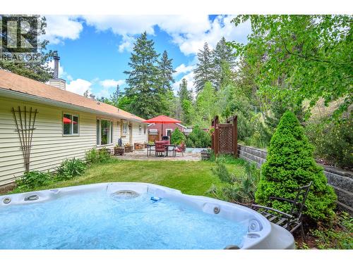 6960 Brewer Road, Coldstream, BC - Outdoor