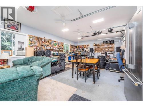 6960 Brewer Road, Coldstream, BC - Indoor