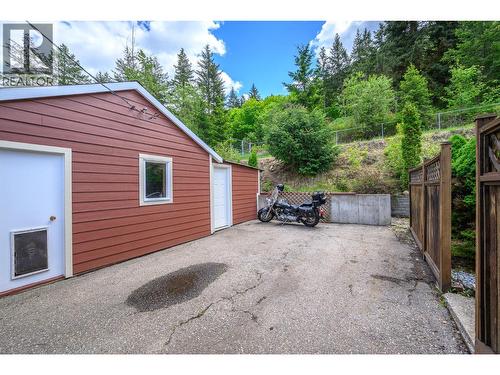 6960 Brewer Road, Coldstream, BC - Outdoor With Exterior