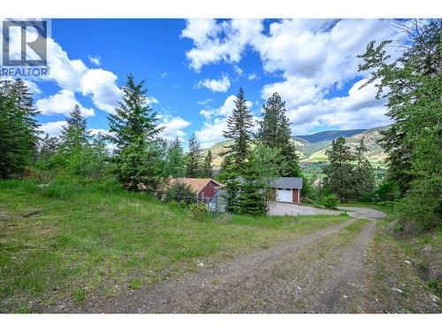 6960 Brewer Road, Coldstream, BC - Outdoor