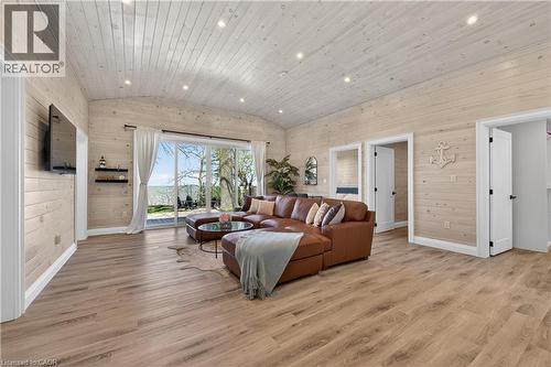 71865 Sunview Avenue, Dashwood, ON - Indoor