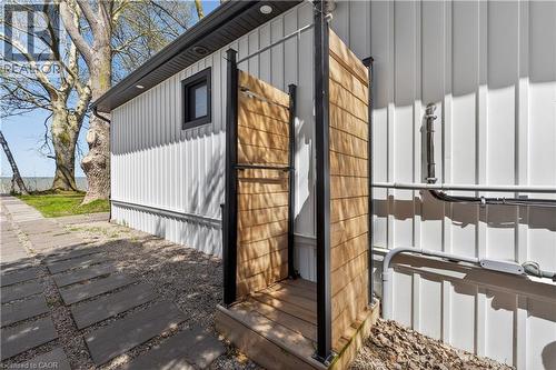 71865 Sunview Avenue, Dashwood, ON - Outdoor With Exterior