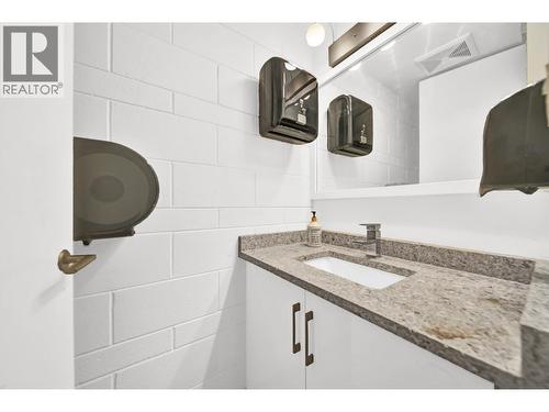 6625 Fraser Street, Vancouver, BC 