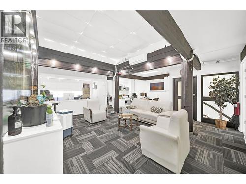 6625 Fraser Street, Vancouver, BC 