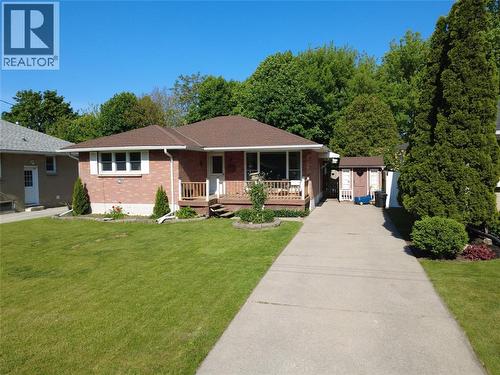 97 Grey CRESCENT  Sarnia, ON N7S 2S3