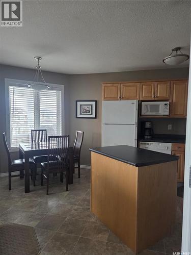 4144 Buckingham Drive E, Regina, SK - Indoor