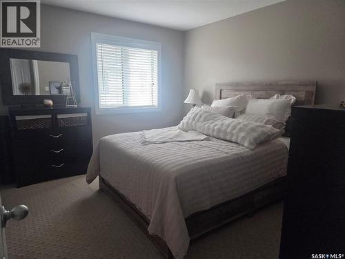 4144 Buckingham Drive E, Regina, SK - Indoor Photo Showing Bedroom
