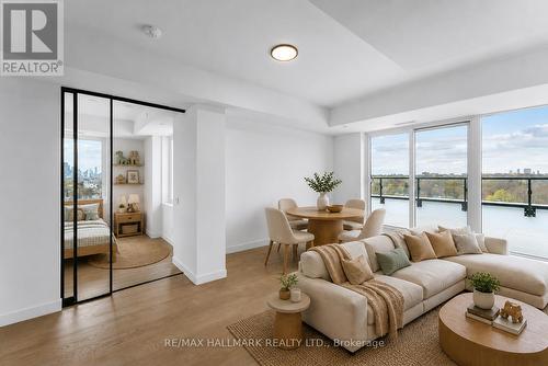 1113 - 1050 Eastern Avenue, Toronto, ON - Indoor Photo Showing Living Room