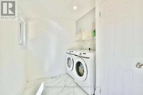 1556 Houston Avenue, Innisfil, ON - Indoor Photo Showing Laundry Room