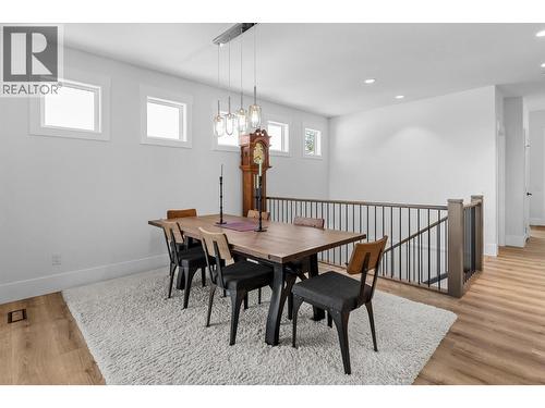 185 Diamond Way, Vernon, BC - Indoor Photo Showing Dining Room