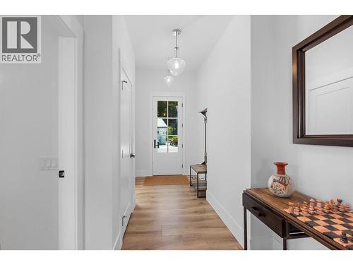 185 Diamond Way, Vernon, BC - Indoor Photo Showing Other Room