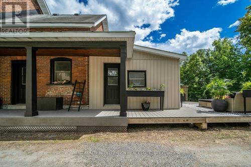 120 Adelphi Street, Greater Napanee (Greater Napanee), ON - Outdoor