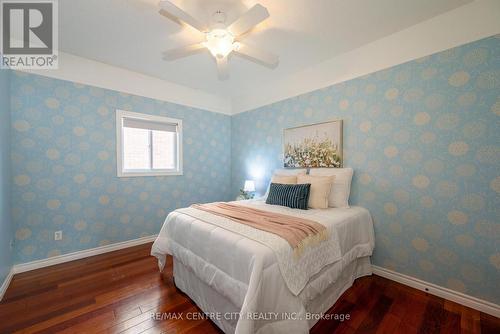 19 Hamilton Street, North Middlesex (Ailsa Craig), ON - Indoor Photo Showing Bedroom