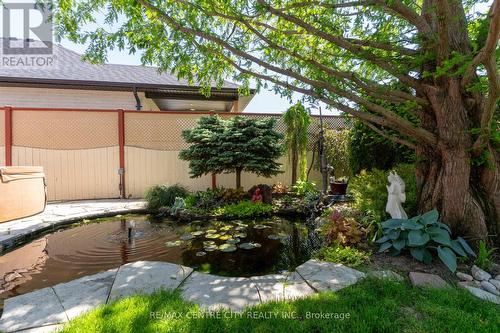 19 Hamilton Street, North Middlesex (Ailsa Craig), ON - Outdoor