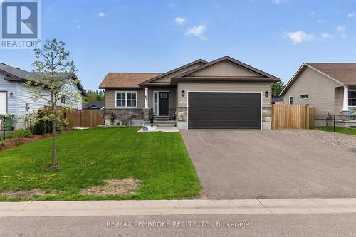 27 TERRANCE DRIVE  Petawawa, ON K8H 0H3