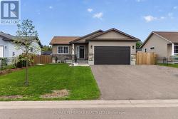 27 TERRANCE DRIVE Petawawa, ON K8H 0H3