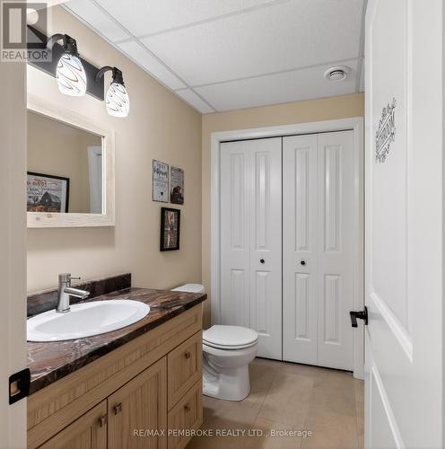 27 Terrance Drive, Petawawa, ON - Indoor Photo Showing Bathroom