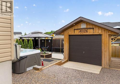 27 Terrance Drive, Petawawa, ON - Outdoor With Exterior