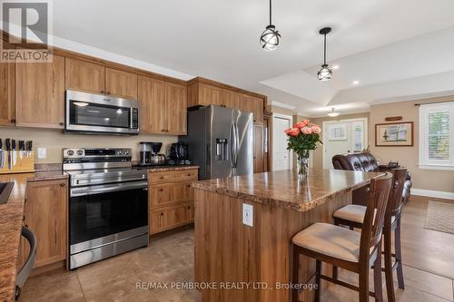 27 Terrance Drive, Petawawa, ON - Indoor Photo Showing Kitchen