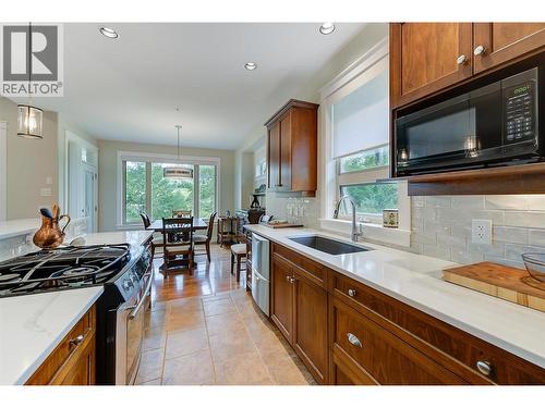 210 Dormie Place, Vernon, BC - Indoor Photo Showing Kitchen