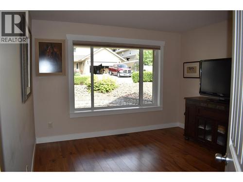 4400 Mclean Creek Road Unit# 207, Okanagan Falls, BC - Indoor Photo Showing Other Room