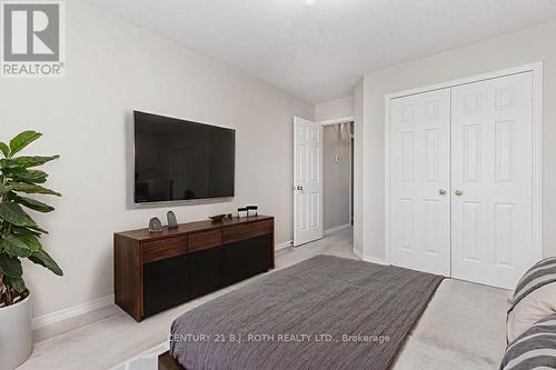153 Livingstone Street W, Barrie, ON - Indoor Photo Showing Bedroom