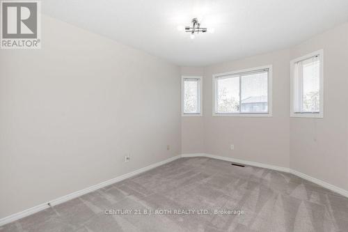 153 Livingstone Street W, Barrie, ON - Indoor Photo Showing Other Room