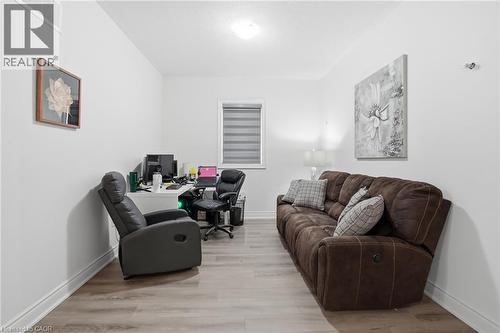 7 Grierson Trail, Waterdown, ON - Indoor
