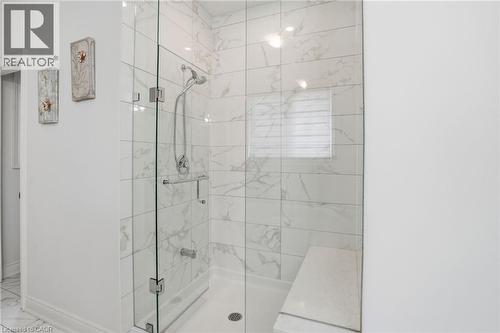 7 Grierson Trail, Waterdown, ON - Indoor Photo Showing Bathroom