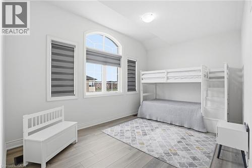 7 Grierson Trail, Waterdown, ON - 