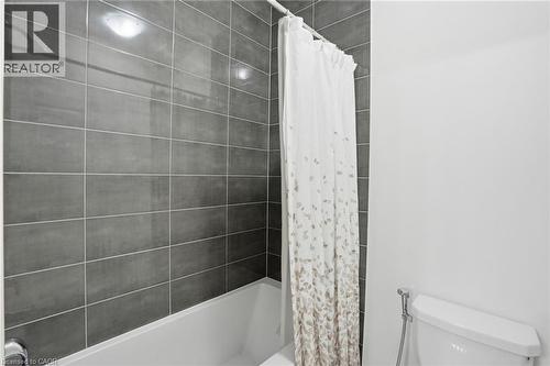 7 Grierson Trail, Waterdown, ON - Indoor Photo Showing Bathroom