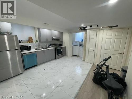 7 Grierson Trail, Waterdown, ON - Indoor Photo Showing Other Room