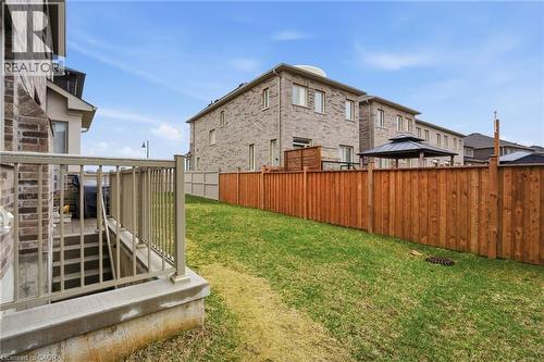 7 Grierson Trail, Waterdown, ON - Outdoor