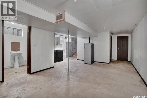 220 N Avenue S, Saskatoon, SK - Indoor Photo Showing Other Room