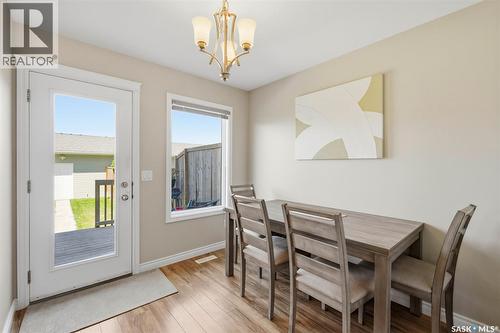 414 Maningas Bend, Saskatoon, SK - Indoor Photo Showing Dining Room