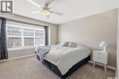 414 Maningas Bend, Saskatoon, SK - Indoor Photo Showing Bedroom