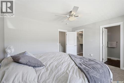 414 Maningas Bend, Saskatoon, SK - Indoor Photo Showing Bedroom