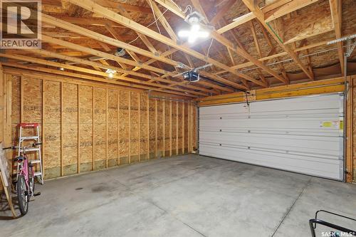 414 Maningas Bend, Saskatoon, SK - Indoor Photo Showing Garage