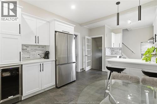 1220 Gladstone, Windsor, ON - Indoor Photo Showing Kitchen