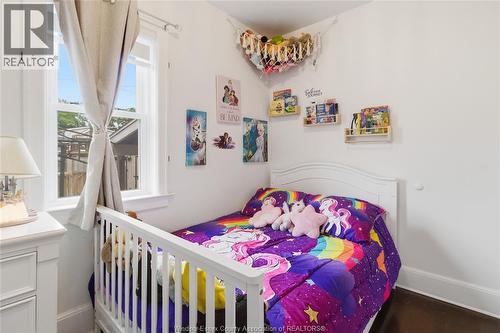 1220 Gladstone, Windsor, ON - Indoor Photo Showing Bedroom